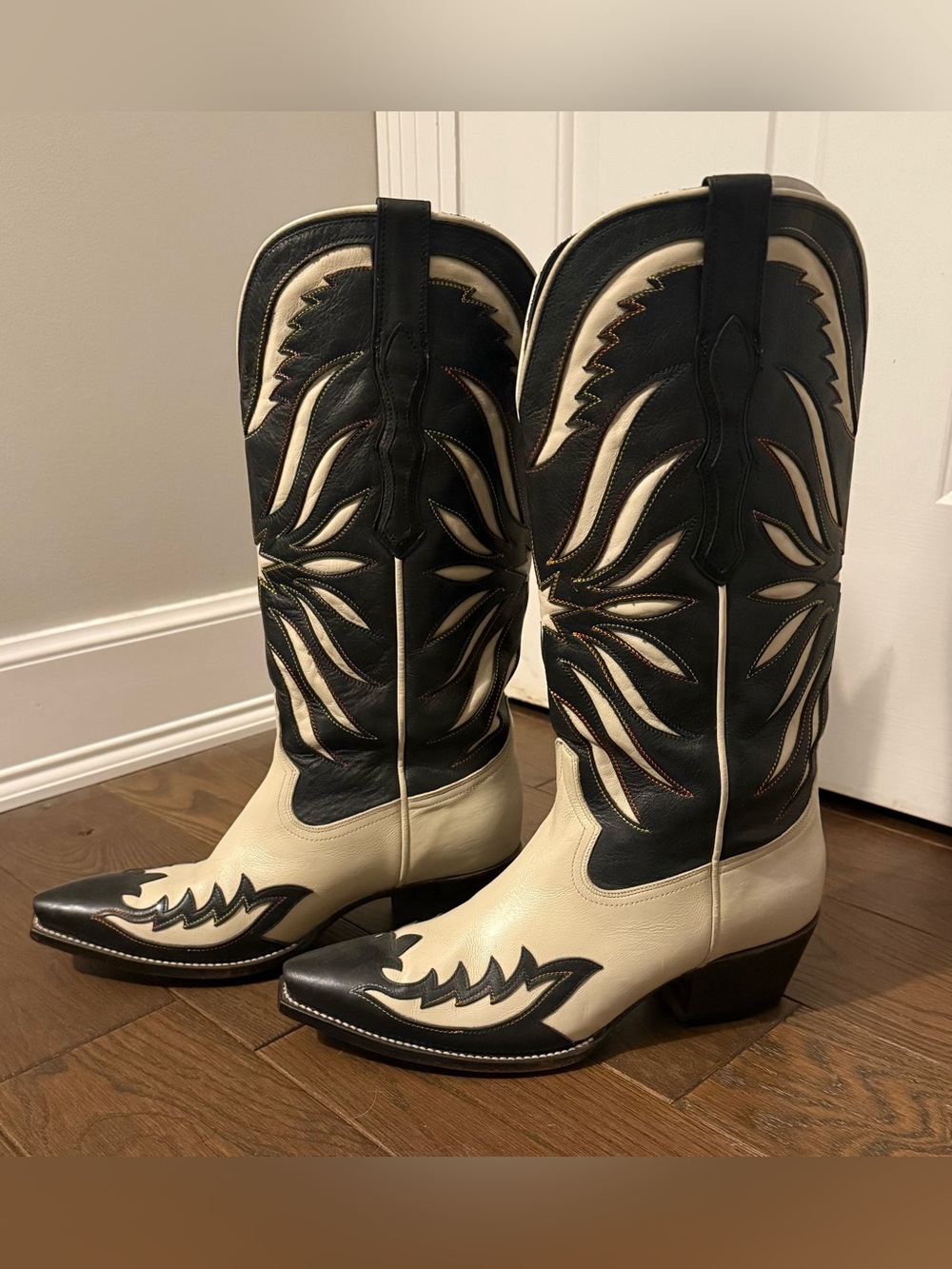 Tecovas Annie Star Midnight/Antique White